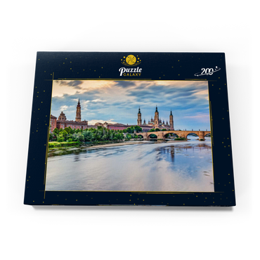 Darstellung des Puzzle Motivs Basilica de Nuestra Senora del Pilar am Ebro, Saragossa, Spanien 200 Puzzle Schachtel Ansicht3
