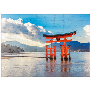 Darstellung des Puzzle Motivs puzzleplate O-Torii-Tor vor dem Itsukushima Schrein auf der Insel Miyajima - Hiroshima, Japan 100 Puzzle