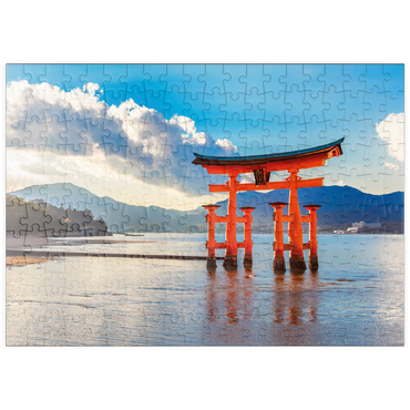 Darstellung des Puzzle Motivs puzzleplate O-Torii-Tor vor dem Itsukushima Schrein auf der Insel Miyajima - Hiroshima, Japan 200 Puzzle