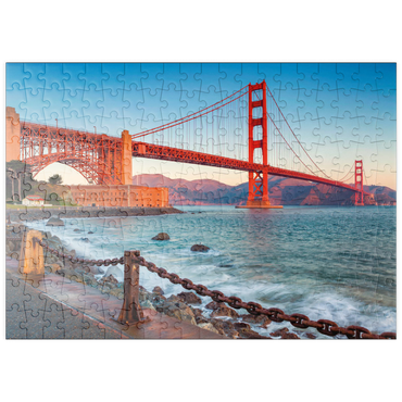 Darstellung des Puzzle Motivs puzzleplate Golden Gate Bridge im Sonnenaufgang - San Francisco, Kalifornien, USA 200 Puzzle