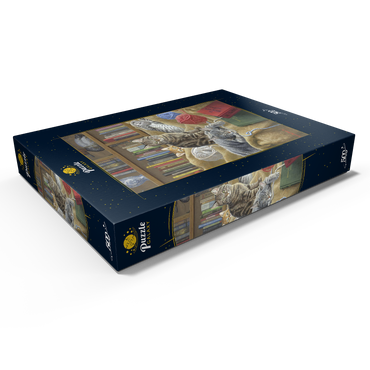 Darstellung des Puzzle Motivs Verspielte Katzen in der Bibliothek 500 Puzzle Schachtel Ansicht1
