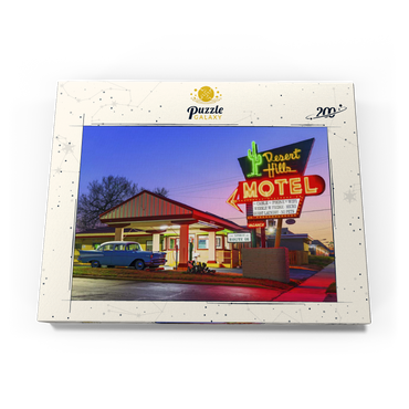 Darstellung des Puzzle Motivs Desert Hills Motel – Classic Route 66 Neon Nostalgia 200 Puzzle Schachtel Ansicht3