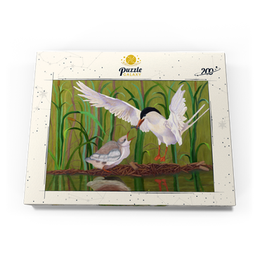 Darstellung des Puzzle Motivs Forster's Tern Feeding Chick in Wetlands 200 Puzzle Schachtel Ansicht3
