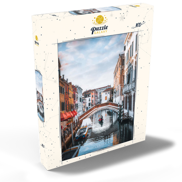 Darstellung des Puzzle Motivs Charming Venetian Canal with Bridge 100 Puzzle Schachtel Ansicht2