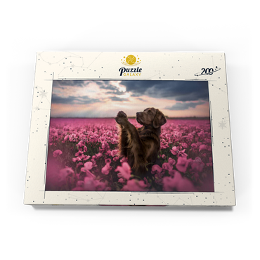 Darstellung des Puzzle Motivs Chocolate Labrador in Blooming Pink Field 200 Puzzle Schachtel Ansicht3
