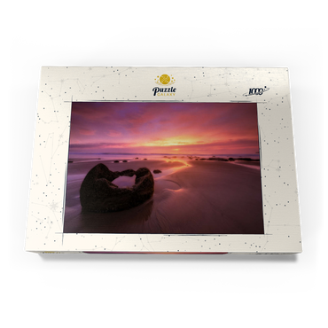 Darstellung des Puzzle Motivs Moeraki Boulders at Sunrise – Coastal New Zealand Magic 1000 Puzzle Schachtel Ansicht3