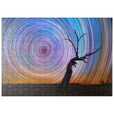 Darstellung des Puzzle Motivs puzzleplate Vibrant Star Trails Over Australian Outback Tree 200 Puzzle
