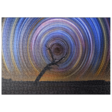 Darstellung des Puzzle Motivs puzzleplate Star Trail Spiral Over Lone Outback Tree 500 Puzzle