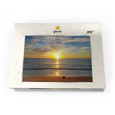 Darstellung des Puzzle Motivs Surfer at Sunset on California Beach 1000 Puzzle Schachtel Ansicht3