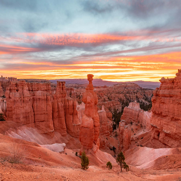 Darstellung des Puzzle Motivs Bryce Canyon National Park – Sunrise at Thor's Hammer 200 Puzzle 3D Modell