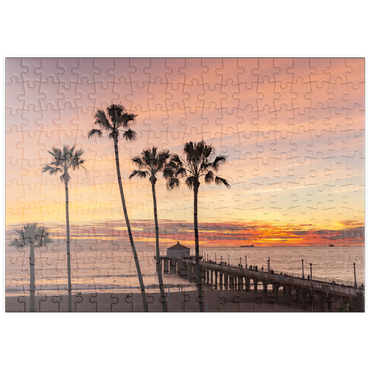 Darstellung des Puzzle Motivs puzzleplate Manhattan Beach Pier – Sunset with Silhouetted Palms 200 Puzzle