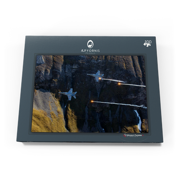 Darstellung des Puzzle Motivs McDonnell Douglas - Boeing F/A-18C Hornet 100 Puzzle Schachtel Ansicht3