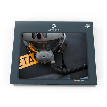 Darstellung des Puzzle Motivs Helmet & Dassault / Dornier Alpha Jet 100 Puzzle Schachtel Ansicht3