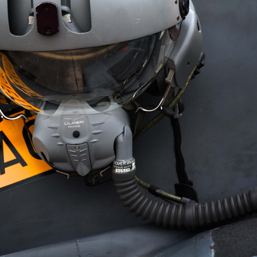 Darstellung des Puzzle Motivs Helmet & Dassault / Dornier Alpha Jet 100 Puzzle 3D Modell