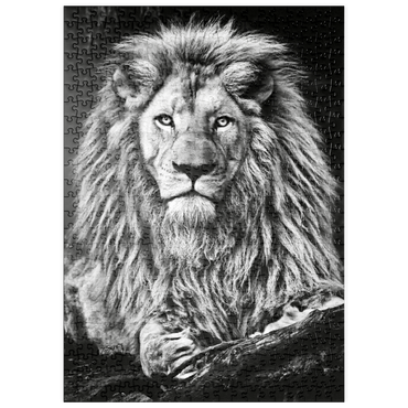 Darstellung des Puzzle Motivs puzzleplate Schwarz-Weiß-Bild eines Majestätischen Löwen 500 Puzzle
