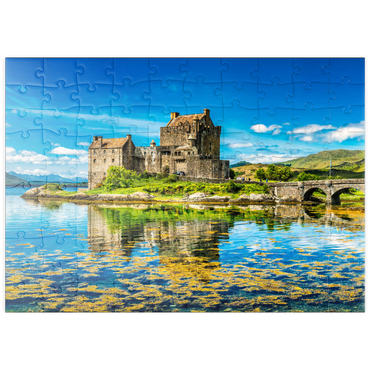 Darstellung des Puzzle Motivs puzzleplate Eilean Donan Castle an einem warmen Sommertag - Dornie, Schottland 100 Puzzle
