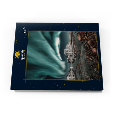 Darstellung des Puzzle Motivs Nordlicht, Aurora borealis über erstaunlicher Landschaft in Lofoten, Norwegen 100 Puzzle Schachtel Ansicht3