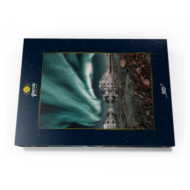 Darstellung des Puzzle Motivs Nordlicht, Aurora borealis über erstaunlicher Landschaft in Lofoten, Norwegen 500 Puzzle Schachtel Ansicht3