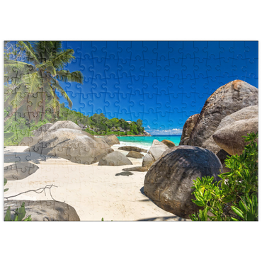 Darstellung des Puzzle Motivs puzzleplate Granitfelsen am Carana Beach in der Carana Bay, Nordspitze der Insel Mahe, Seychellen 200 Puzzle