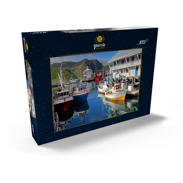 Darstellung des Puzzle Motivs Fischerhafen in Honningsvag, Insel Mageröya, Finnmark, Norwegen 1000 Puzzle Schachtel Ansicht2