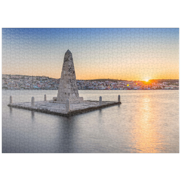 Darstellung des Puzzle Motivs puzzleplate Obelisk in der Bucht von Argostoli im Sonnenuntergang, Insel Kefalonia, Ionische Inseln, Griechenland 1000 Puzzle