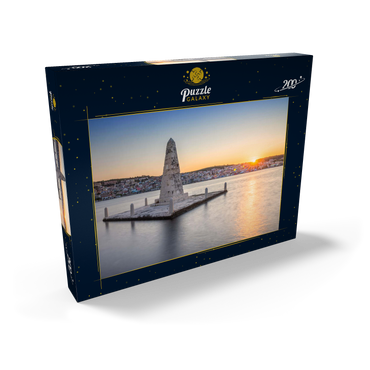 Darstellung des Puzzle Motivs Obelisk in der Bucht von Argostoli im Sonnenuntergang, Insel Kefalonia, Ionische Inseln, Griechenland 200 Puzzle Schachtel Ansicht2