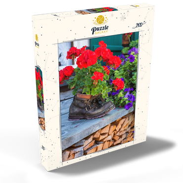 Darstellung des Puzzle Motivs Alter Wanderstiefel mit Geranien in Oberstdorf 200 Puzzle Schachtel Ansicht2