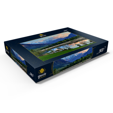 Darstellung des Puzzle Motivs Sieben Quellen im Loisachtal bei Eschenlohe gegen Zugspitzgruppe im Abendlicht 500 Puzzle Schachtel Ansicht1