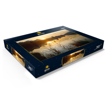 Darstellung des Puzzle Motivs Geroldsee gegen Zugspitzgruppe bei Mittenwald 200 Puzzle Schachtel Ansicht1