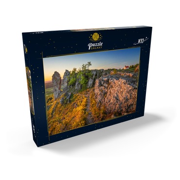 Darstellung des Puzzle Motivs Abend auf dem Zeugenberg Ehrenbürg, auch Walberla genannt, mit der Walburgiskapelle 100 Puzzle Schachtel Ansicht2