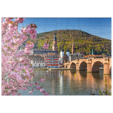 Darstellung des Puzzle Motivs puzzleplate Japanische Zierkirsche am Neckarufer mit Blick zur Heidelberger Altstadt und Alte Brücke 100 Puzzle