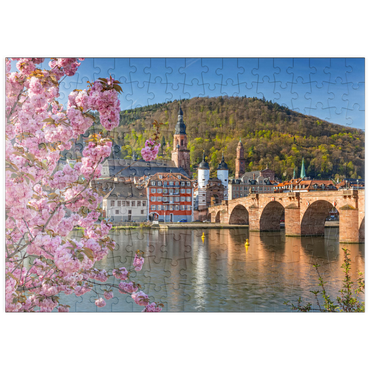 Darstellung des Puzzle Motivs puzzleplate Japanische Zierkirsche am Neckarufer mit Blick zur Heidelberger Altstadt und Alte Brücke 200 Puzzle