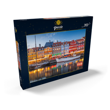 Darstellung des Puzzle Motivs Abend am Stichkanal Nyhavn im Stadtteil Frederiksstaden 200 Puzzle Schachtel Ansicht2