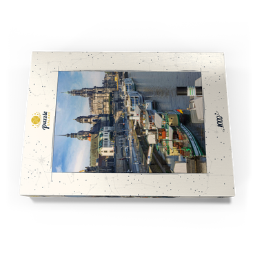 Darstellung des Puzzle Motivs Terrassenufer mit den Schiffen der weißen Flotte, Brühlsche Terrasse an der Elbe mit dem Schloss und der Hofkirche 1000 Puzzle Schachtel Ansicht3