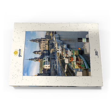 Darstellung des Puzzle Motivs Terrassenufer mit den Schiffen der weißen Flotte, Brühlsche Terrasse an der Elbe mit dem Schloss und der Hofkirche 500 Puzzle Schachtel Ansicht3