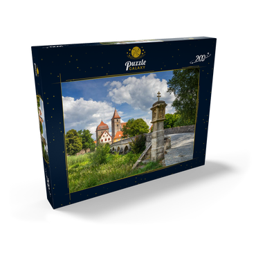 Darstellung des Puzzle Motivs Altmühlbrücke in Ornbau mit dem Stadttor in die Altstadt am Altmühl Radweg 200 Puzzle Schachtel Ansicht2