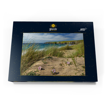 Darstellung des Puzzle Motivs Dünen am Strand von Holywell Bay bei Newquay, Nordküste, Cornwall 1000 Puzzle Schachtel Ansicht3