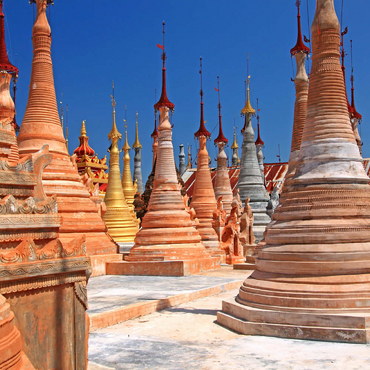 Darstellung des Puzzle Motivs Pagodenwald von Stupas der Shwe-Indein-Pagode beim Dorf Indein am Inle See, Shan Staat, Myanmar (Burma) 100 Puzzle 3D Modell