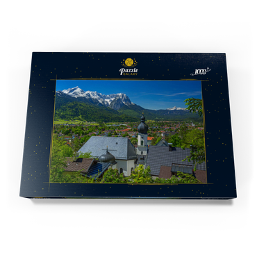 Darstellung des Puzzle Motivs Kirche St. Anton gegen Zugspitzgruppe (2962m) und Daniel (2342m) in Tirol 1000 Puzzle Schachtel Ansicht3