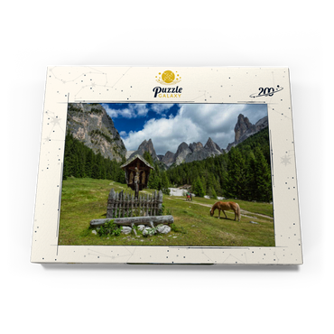 Darstellung des Puzzle Motivs Marterl am Rechten Leger gegen Grasleitengruppe und Valbonagruppe, Trentino-Südtirol, Italien 200 Puzzle Schachtel Ansicht3