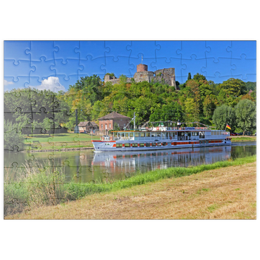 Darstellung des Puzzle Motivs puzzleplate Ausflugsschiff auf der Weser mit Blick zur Burgruine, Polle, Niedersachsen, Deutschland 100 Puzzle
