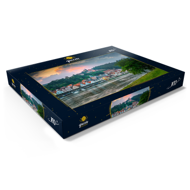 Darstellung des Puzzle Motivs Historischer Ortskern mit Burg Hirschhorn am Abend 100 Puzzle Schachtel Ansicht1