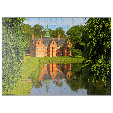 Darstellung des Puzzle Motivs puzzleplate Schlosspavillon im Park des Wasserschlosses Frederiksborg, Hilleröd, Seeland, Dänemark 200 Puzzle