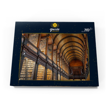 Darstellung des Puzzle Motivs Bücher in der Long Room Library, Trinity College Dublin Irland 200 Puzzle Schachtel Ansicht3