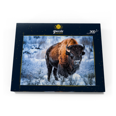 Darstellung des Puzzle Motivs Amerikanischer Bison, kauert im Winter im Schnee, Yellowstone National Park 200 Puzzle Schachtel Ansicht3