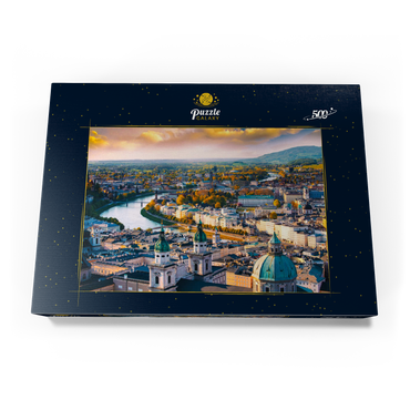Darstellung des Puzzle Motivs Schöner Panoramablick aus der Luft in der Herbstsaison in einer historischen Stadt Salzburg mit Salzach in schönem goldenem Abendlicht und bunter Herbst bei Sonnenuntergang, Salzburger Land, Österreich 500 Puzzle Schachtel Ansicht3