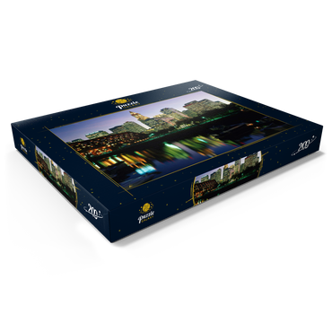 Darstellung des Puzzle Motivs Yachthafen mir der Skyline von Boston, Massachusetts, USA 200 Puzzle Schachtel Ansicht1