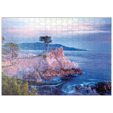 Darstellung des Puzzle Motivs puzzleplate Lonely Cypress, Monterey Zypresse an der Pazifikküste bei Carmel 200 Puzzle