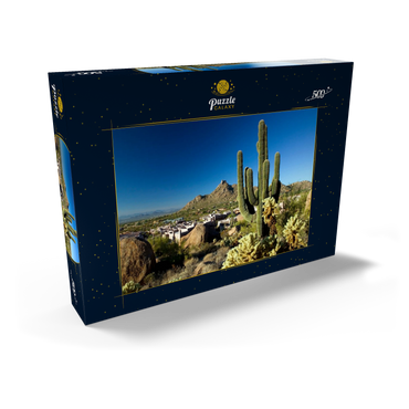 Darstellung des Puzzle Motivs Four Seasons Hotelanlage mit Pinnacle Peak, Scottsdale, Arizona, USA 500 Puzzle Schachtel Ansicht2