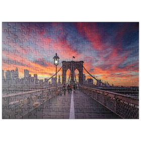 Darstellung des Puzzle-Motivs Brooklyn Bridge bei Sonnenuntergang – New York City Skyline – Puzzleteile: 200